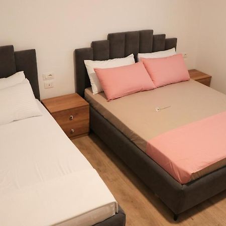 Albora Guest House Fier Esterno foto