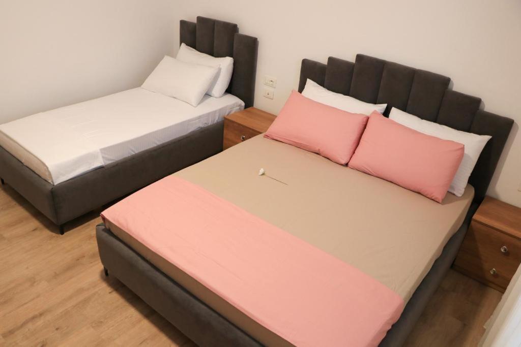 Albora Guest House Fier Camera foto